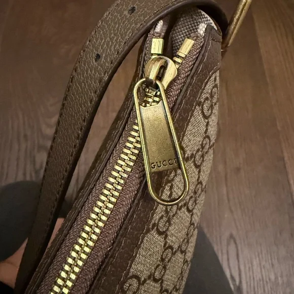 Purse - Picture 6 of 9